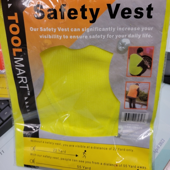 tool mart Other - Tool Mart Safety Vest